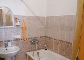 Продам 1-ком. квартиру, 49 м2, Забайкальский край, Красноармейская улица, 90