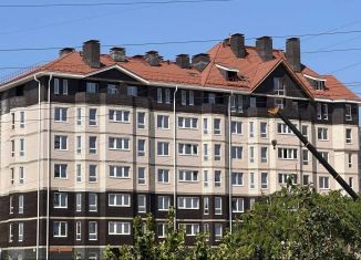 Продажа 2-комнатной квартиры, 65.5 м2, Волгоградская область, улица Покрышкина, 2