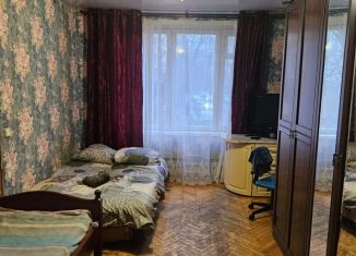 Трехкомнатная квартира на продажу, 49.2 м2, Москва, Вешняковская улица, 15к1