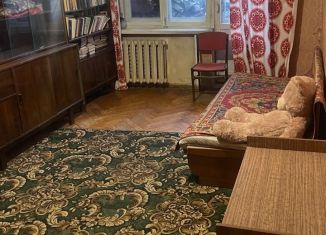 Трехкомнатная квартира в аренду, 58 м2, Солнечногорск, улица Дзержинского, 20