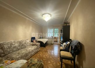 Продам 2-ком. квартиру, 56 м2, Ставропольский край, улица Маяковского, 17