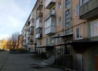 Двухкомнатная квартира на продажу, 45.4 м2, Североуральск, улица Белинского, 17