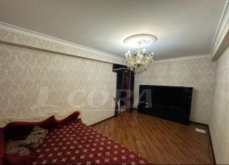 Сдается 2-ком. квартира, 80 м2, Дагестан, улица Арухова, 16