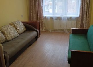 Сдается 2-ком. квартира, 52 м2, Ржев, улица Тимирязева, 1