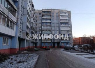 Продаю двухкомнатную квартиру, 50 м2, Кемерово, Аллейная улица, 9