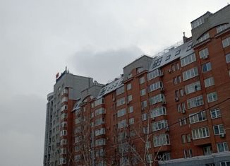 Сдаю 3-комнатную квартиру, 130 м2, Красноярск, улица Дубровинского, 100