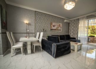 Продам 1-ком. квартиру, 60 м2, Геленджик, Приморская улица, 30А