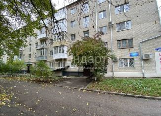 Продается 3-ком. квартира, 63 м2, Ставропольский край, улица Долина Роз, 10