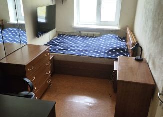 Сдается трехкомнатная квартира, 55 м2, Волгоград, Краснознаменская улица, 21А, Центральный район