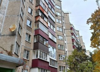 Продам 2-ком. квартиру, 52 м2, Липецк, улица 30 лет Октября, 6