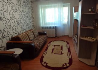 Сдается в аренду 2-ком. квартира, 47 м2, Киров, Пролетарская улица, 23