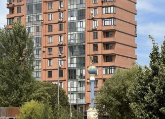 Продам 3-ком. квартиру, 102 м2, Грозный, улица А.А. Айдамирова, 141к9, микрорайон Ипподромный