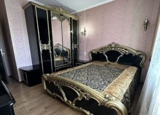 Аренда 4-ком. квартиры, 100 м2, Белореченск, улица Гоголя, 51