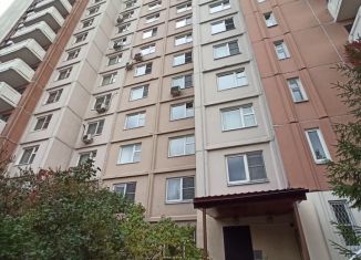 Продажа трехкомнатной квартиры, 78 м2, Москва, Осенняя улица, 18