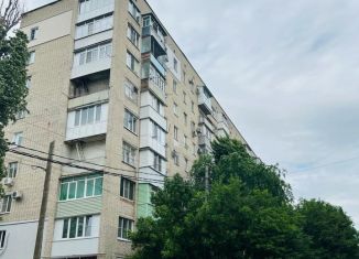 Продаю 3-комнатную квартиру, 56 м2, Таганрог, улица Пальмиро Тольятти, 20-6