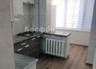 Продается 1-ком. квартира, 33 м2, Феодосия, улица Челнокова, 56Б