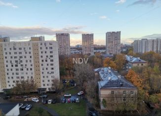 Продам двухкомнатную квартиру, 46 м2, Москва, улица Свободы, 49к3, метро Речной вокзал