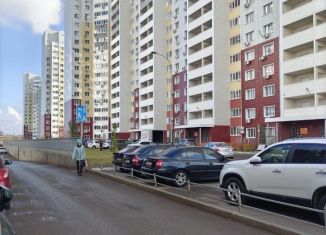 Продам двухкомнатную квартиру, 55 м2, Оренбург, Пролетарская улица, 288/1, ЖК Сатурн