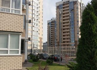 Сдается в аренду однокомнатная квартира, 40 м2, Волгоград, Ангарская улица, 9В, ЖК Гранд Авеню