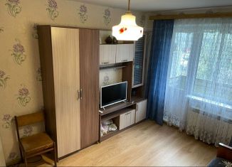 Продажа 2-ком. квартиры, 46 м2, поселок Любучаны, Заводская улица, 5