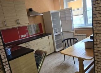 Сдам в аренду 2-комнатную квартиру, 55.8 м2, Щербинка, Садовая улица, 9