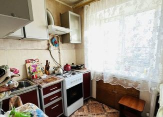 Продам 2-ком. квартиру, 46 м2, Урень, Индустриальная улица, 7