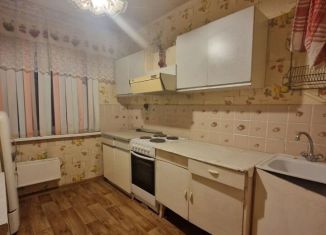 Продается 3-ком. квартира, 67.7 м2, Тольятти, улица Ленина, 35