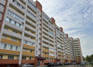 Продаю двухкомнатную квартиру, 62.5 м2, Смоленск, улица Крупской, 54Б