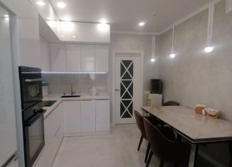 Продается 3-ком. квартира, 130 м2, Ростовская область, Тибетская улица, 1Бс1