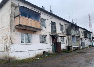 Продам 2-ком. квартиру, 47.9 м2, Еврейская АО, Октябрьская улица, 4