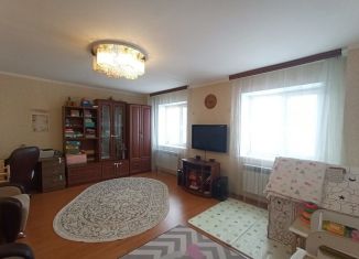 Продается трехкомнатная квартира, 78.5 м2, Магаданская область, Парковая улица, 31