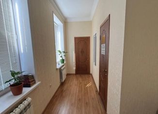 Сдаю офис, 16 м2, Махачкала, улица Батырая, 23