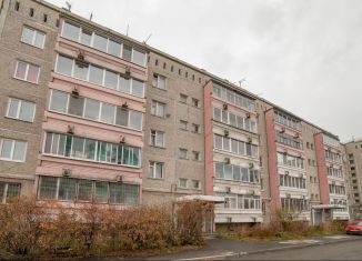 Продаю 2-комнатную квартиру, 47.1 м2, посёлок Исток, Главная улица, 30