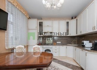 Продам 4-ком. квартиру, 99.3 м2, Ярославль, проспект Ленина, 35