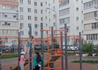 Аренда двухкомнатной квартиры, 57 м2, Елабуга, улица Хирурга Нечаева, 16А