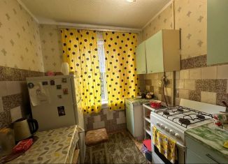 Аренда трехкомнатной квартиры, 60 м2, Курская область, улица Гайдара, 2