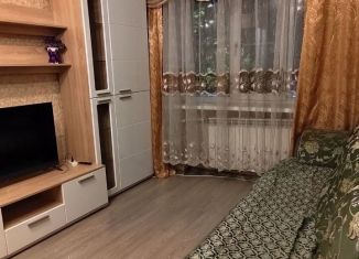 Сдаю в аренду 1-ком. квартиру, 33 м2, Ростов-на-Дону, улица Погодина, 3