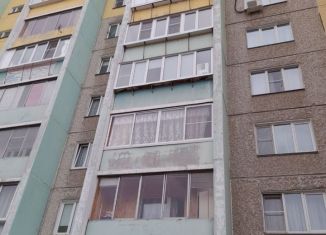 Продаю 2-комнатную квартиру, 50.4 м2, Челябинск, улица Блюхера, 83А