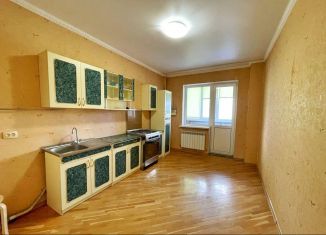 Продажа 2-ком. квартиры, 78 м2, Краснодар, Гаражная улица, 81/2