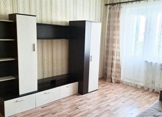 Продаю 1-ком. квартиру, 36.7 м2, Орловская область, улица Естина, 9