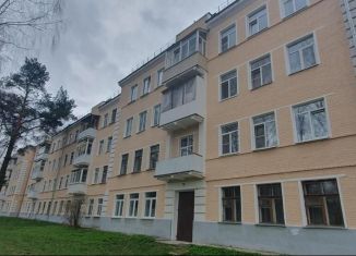 Продам 3-ком. квартиру, 72 м2, Тверь, улица Громова, 48к2