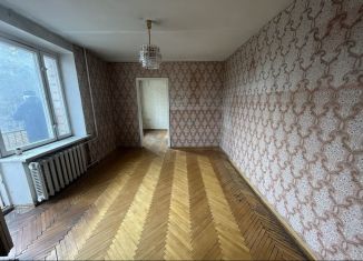 Продается 3-ком. квартира, 53 м2, Балашиха, улица Орджоникидзе, 7