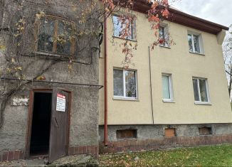 Продается трехкомнатная квартира, 72 м2, Балтийск, проспект Ленина, 29