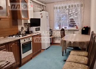 Продажа трехкомнатной квартиры, 77.2 м2, Ставропольский край, улица 45-я Параллель, 20