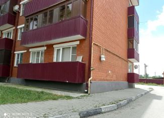 Продаю 3-ком. квартиру, 70 м2, Грозный, улица Октябрьские Дома, 4, Байсангуровский район