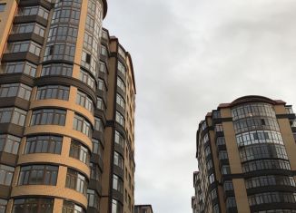 Продается 3-комнатная квартира, 103 м2, Каспийск, ЖК Family, Кавказская улица, 31