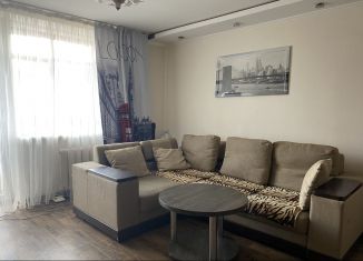 Трехкомнатная квартира в аренду, 65 м2, Симферополь, Киевская улица, 135, Киевский район