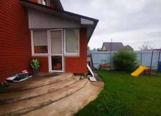 Продаю таунхаус, 137 м2, село Акбердино, Красноморская улица