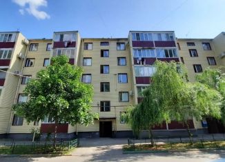 Продаю 2-ком. квартиру, 46.4 м2, Грозный, бульвар Султана Дудаева, 7, 1-й микрорайон