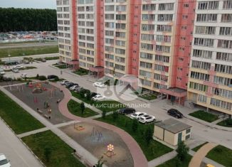 Продам однокомнатную квартиру, 27 м2, Новосибирск, улица Петухова, 101/1, ЖК Матрёшкин Двор